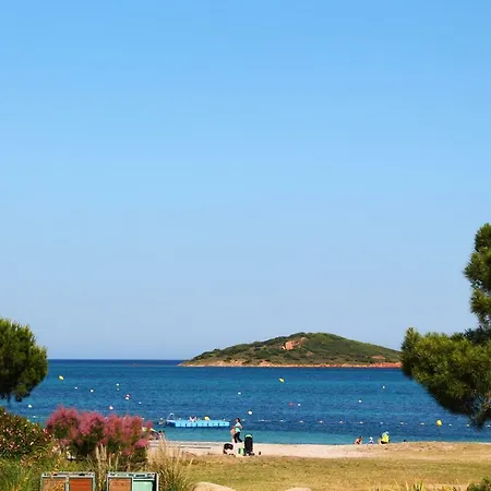 Cala Di Sole Lecci Apartamento *