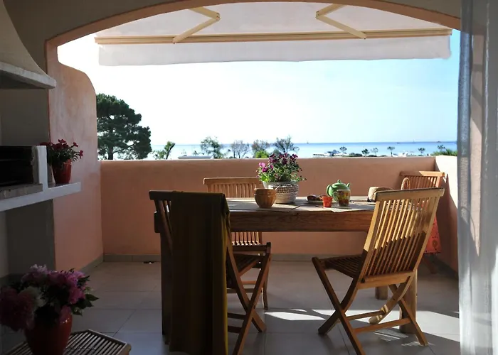 Cala Di Sole Lecci *